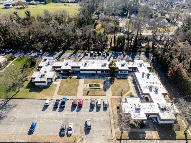 Primary Photo Of 225-251 Laurel Heights Dr, Bridgeton Medical For Lease