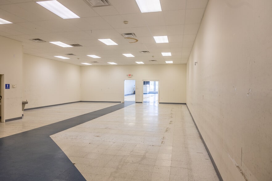 More Photos Of 1-116 S Wyoming Ave, Kingston Unknown For Lease