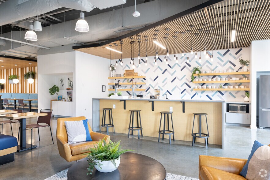 More Photos Of 700 Tech Center Pky, Newport News Coworking Space