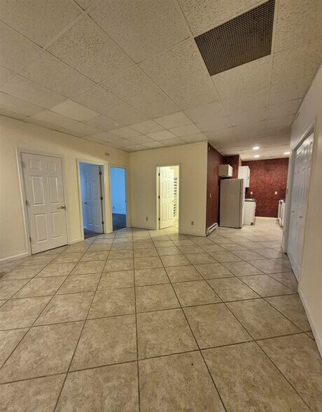 More Photos Of 5917 Plank Rd, Peoria Multifamily For Sale