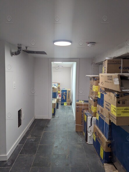 More Photos Of 446 W 55th St, New York Apartments For Sale