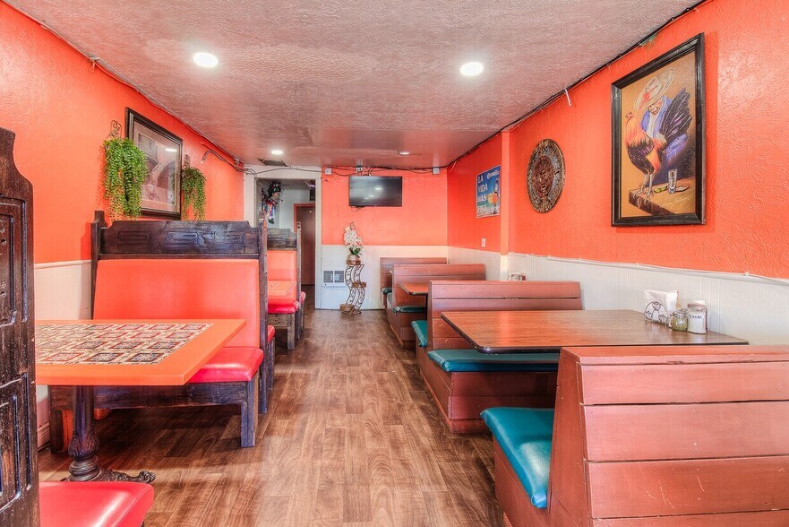 More Photos Of , Yakima General Retail For Sale