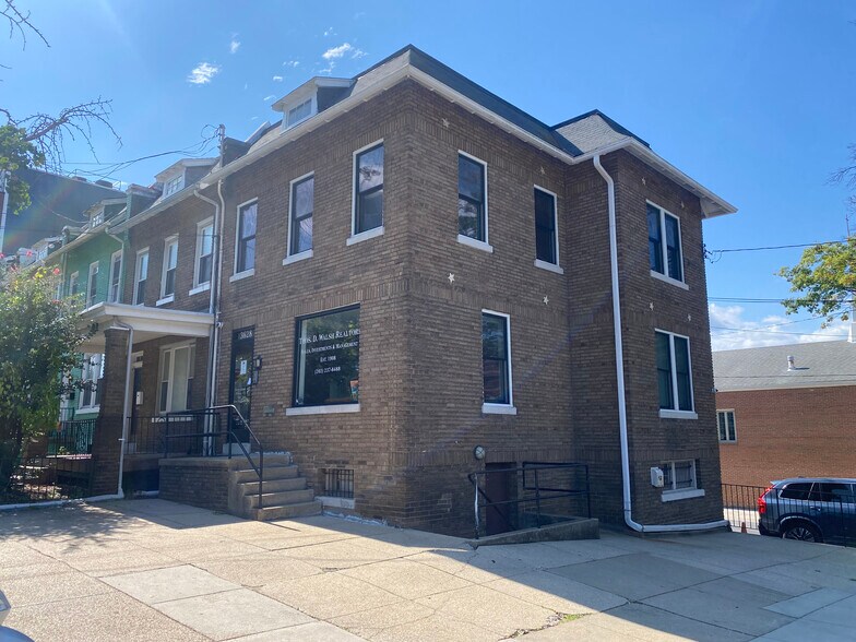 More Photos Of 3628 12th St NE, Washington Storefront Retail Office For Lease