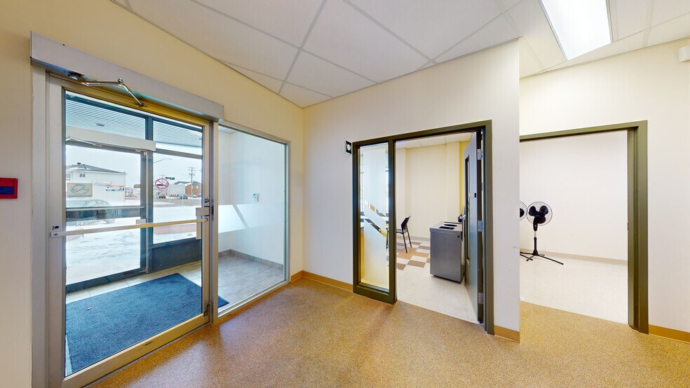 More Photos Of 3750 Boul Du Royaume, Saguenay Office For Lease