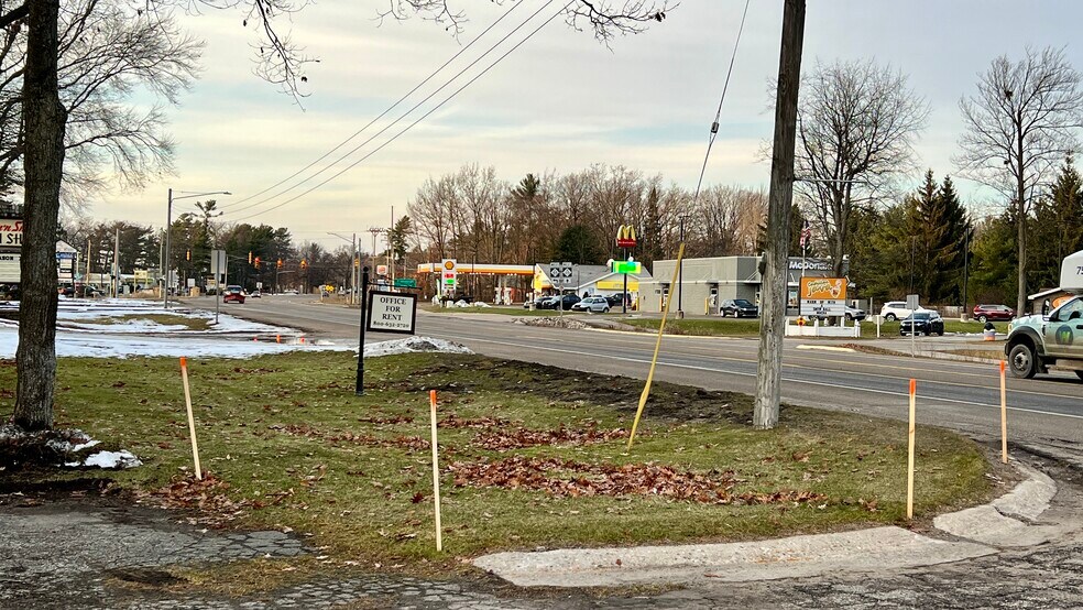 More Photos Of 2604 Sunnyside Dr, Cadillac Medical For Sale