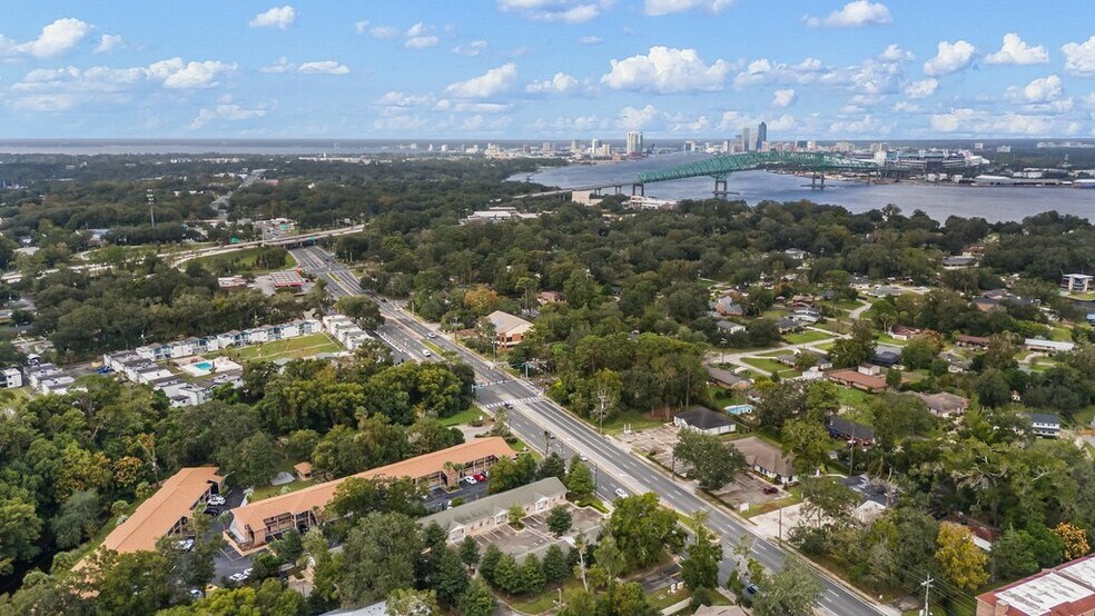 More Photos Of , Jacksonville Office For Sale