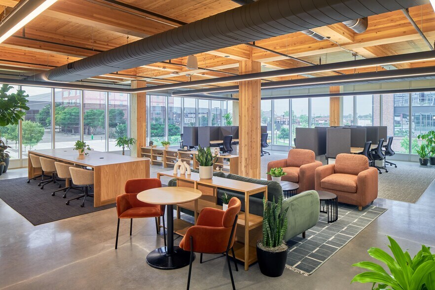 More Photos Of 1501 Mike Fahey St, Omaha Coworking Space