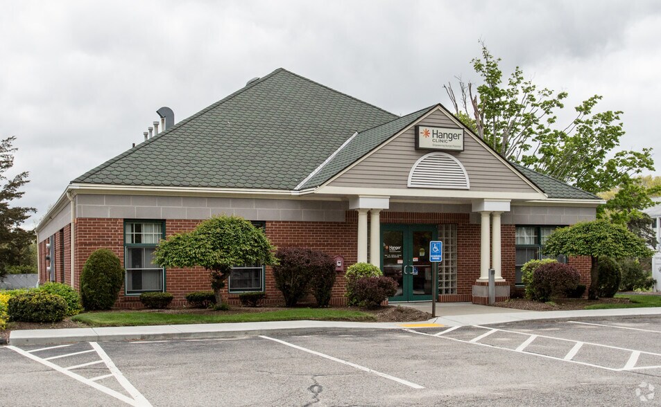 More Photos Of 67 Belmont St, Easton Medical For Lease