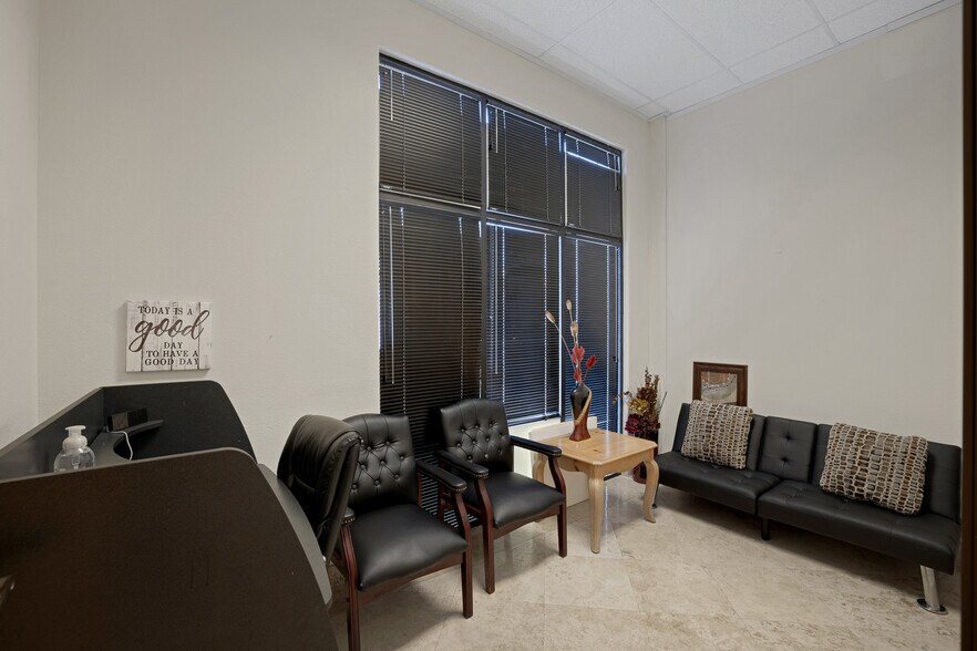 More Photos Of 4455 S Buffalo Dr, Las Vegas Unknown For Lease