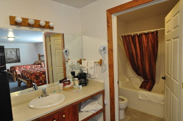 More Photos Of 3427 Swan Valley Hwy, Irwin Hotel For Sale