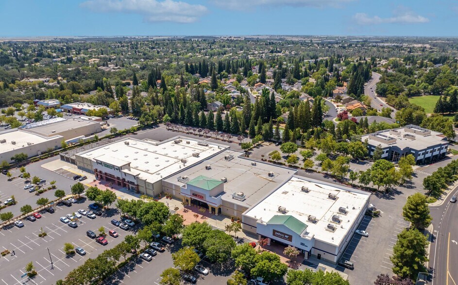 More Photos Of 875 E Bidwell St, Folsom General Retail For Sale