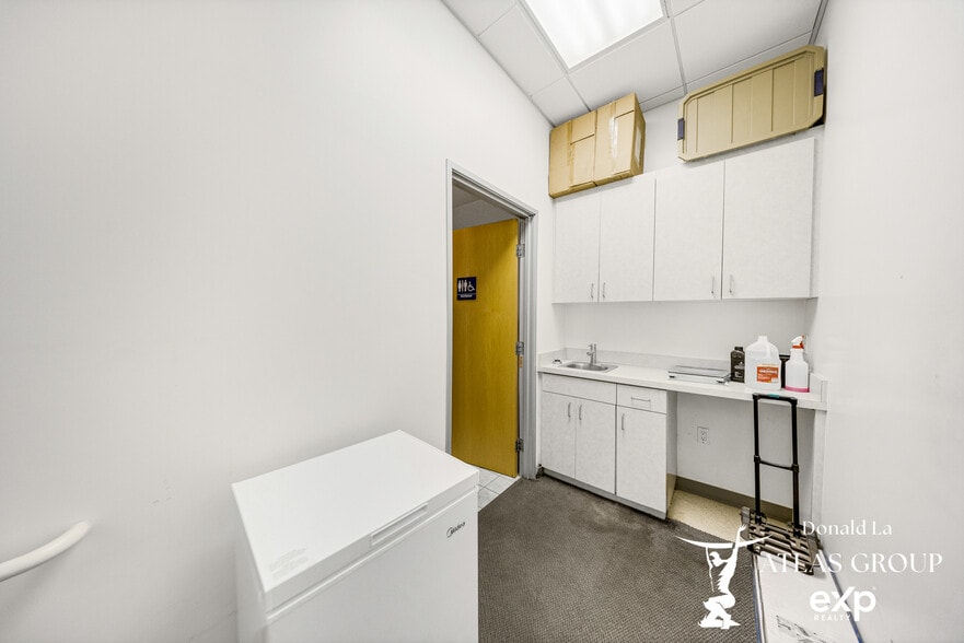More Photos Of 223-229 E Valley Blvd, Alhambra Storefront For Sale
