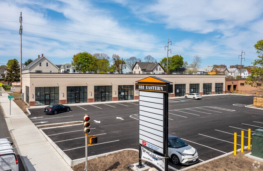 More Photos Of 888 Eastern Ave, Malden Storefront Retail Office For Lease