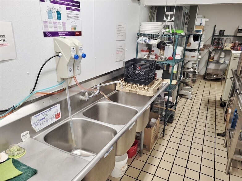 More Photos Of 105 SE 2 Hwy, Rugby Restaurant For Lease