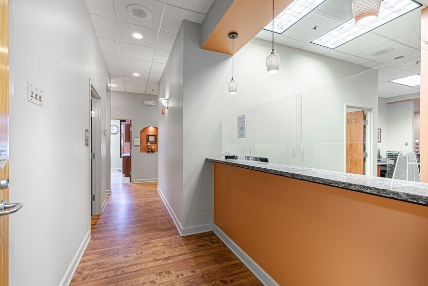 More Photos Of 7625 Maple Lawn Blvd, Fulton Office For Sale