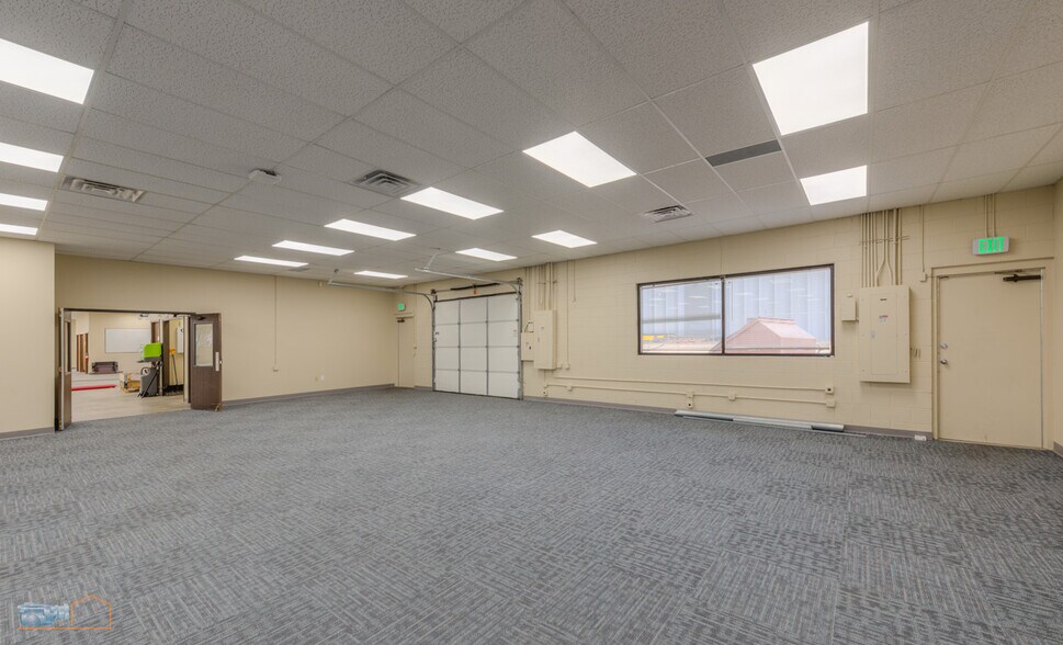 More Photos Of 1860 Lefthand Cir, Longmont Light Manufacturing For Lease