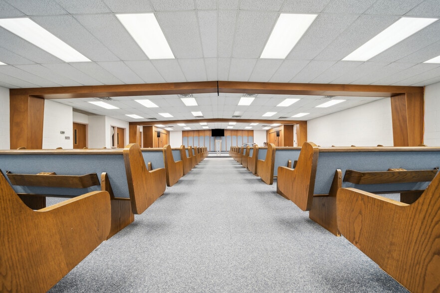 More Photos Of 1203 S Columbia Ave, Tulsa Religious Facility For Sale