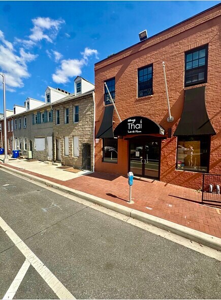 More Photos Of 319 S Central Ave, Baltimore Storefront Retail Residential For Sale