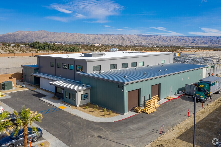 More Photos Of 18194 Blue Dream Crossing, Desert Hot Springs Manufacturing For Sale
