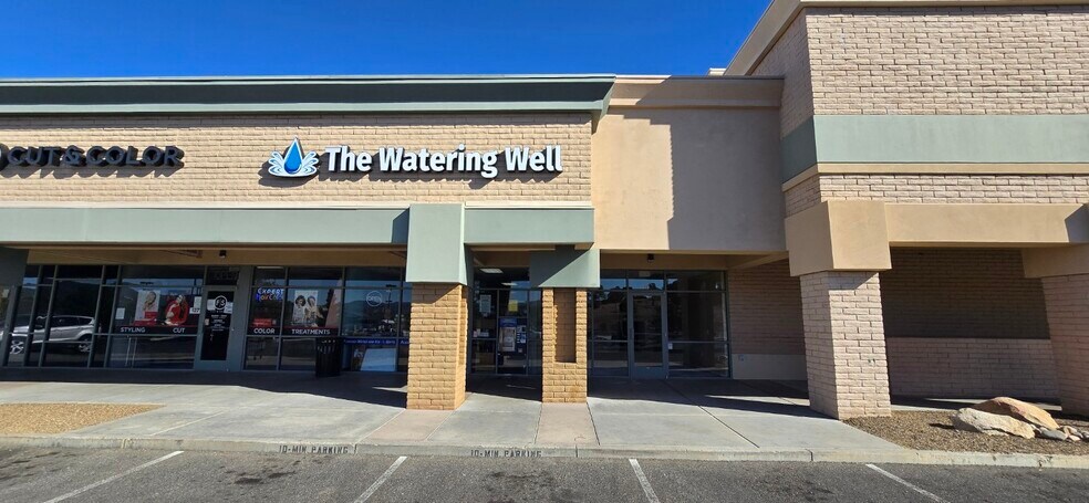 More Photos Of 1200-1260 Gail Gardner Way, Prescott General Retail For Lease