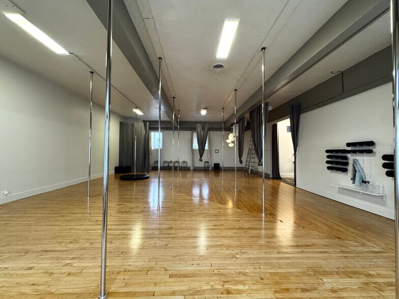 More Photos Of 316 SW 11th Ave, Portland Storefront Retail Office For Lease