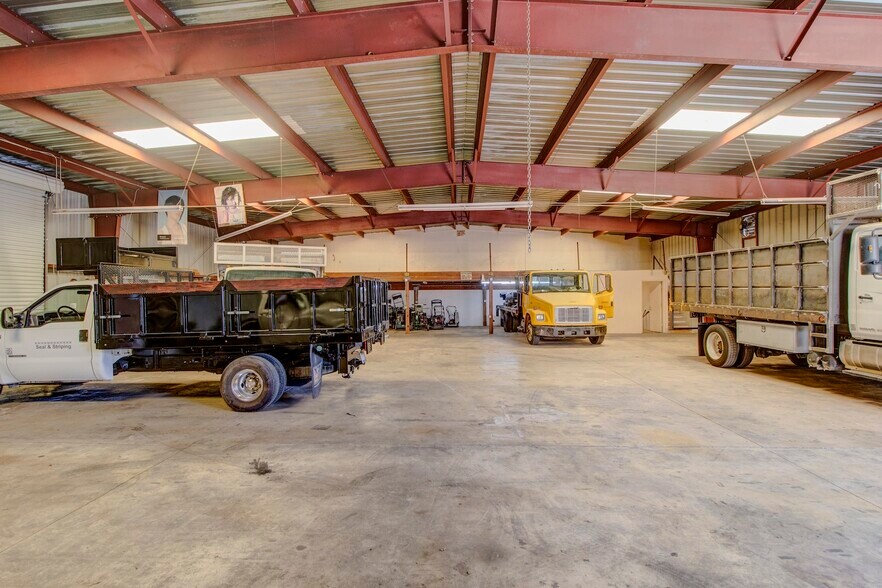 More Photos Of 1116 N Harbor Blvd, Santa Ana Flex For Lease
