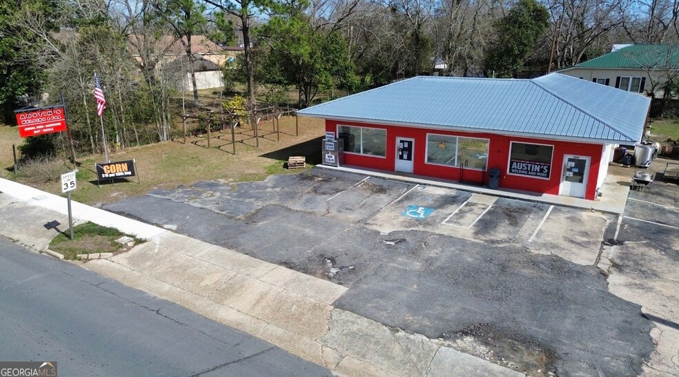 More Photos Of 2886 GA Highway 117, Cadwell General Retail For Sale