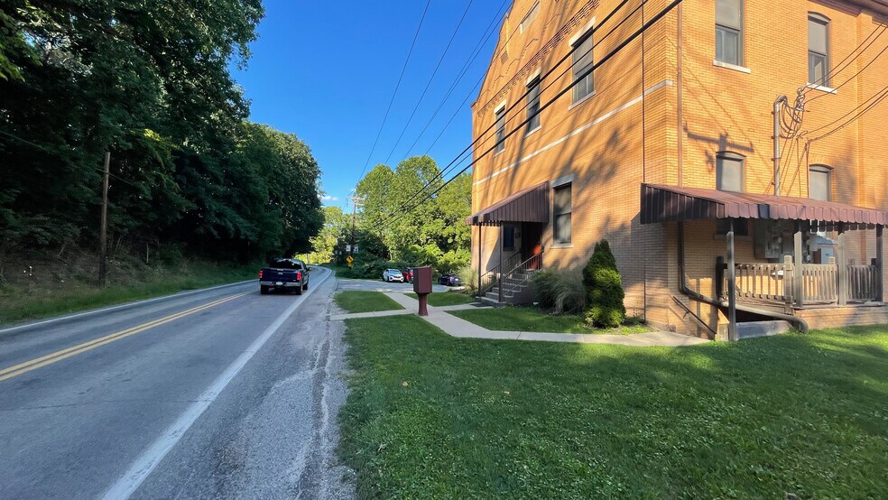 More Photos Of 7621 Noblestown Rd, Mc Donald Apartments For Sale
