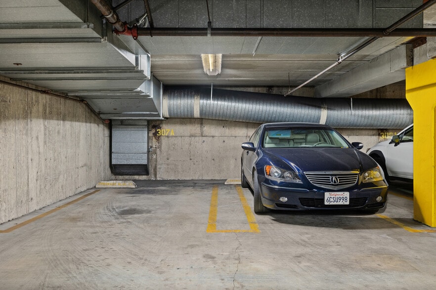 More Photos Of 1001 B Ave, Coronado Medical For Sale