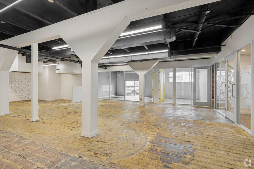 More Photos Of 2315 Commerce St, Houston Unknown For Lease