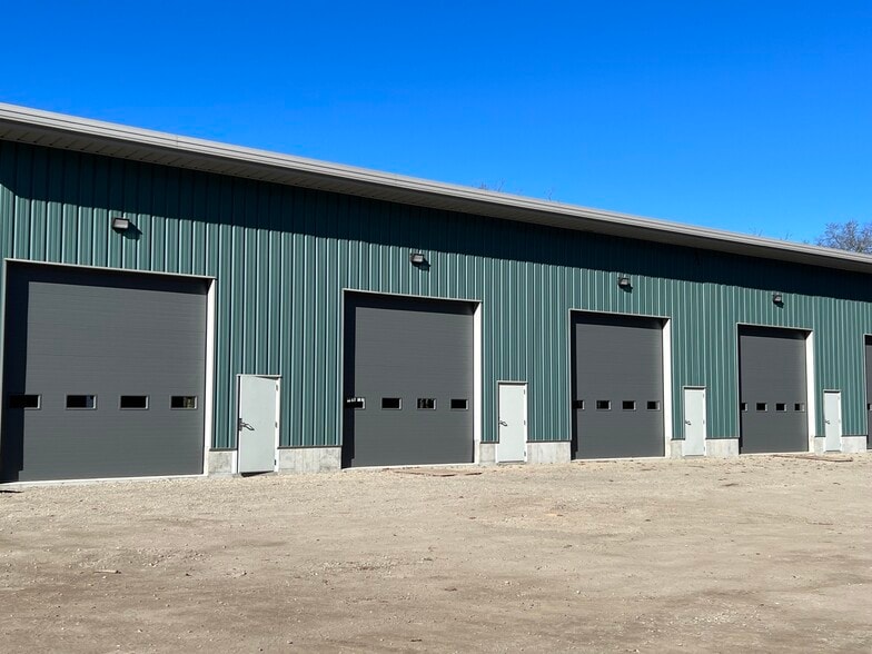More Photos Of 274 South St, Walpole Service For Lease