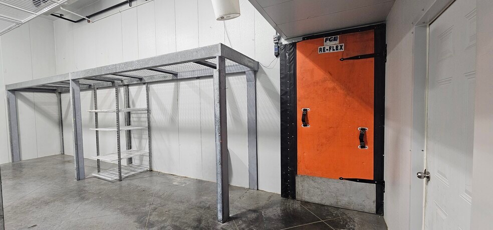 More Photos Of 100 W Pleasant, Cincinnati General Retail For Sale