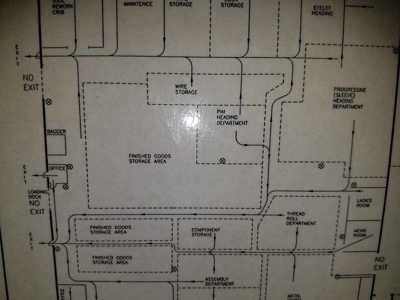 More Photos Of 1830 N Pine St, Vivian Industrial For Lease