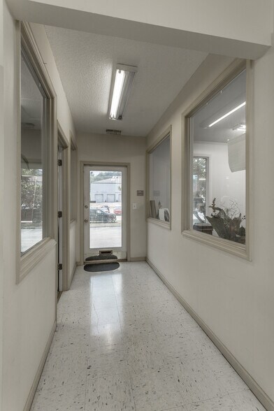 More Photos Of 4808 Hixson Pike, Hixson Office For Sale