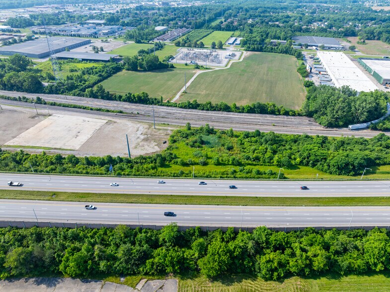 More Photos Of 4100 Truro Station Service Rd, Columbus Manufacturing For Sale