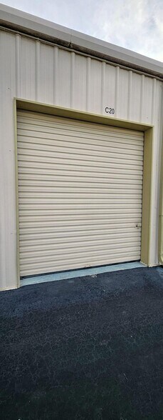 More Photos Of 1133 Industrial Blvd, Naples Manufacturing For Lease