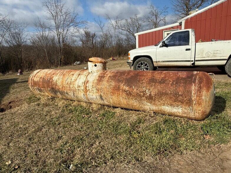 More Photos Of 25377 Welling rd, Welling Apartments For Sale