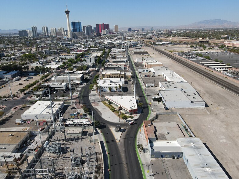 More Photos Of 710 S Main St, Las Vegas Storefront For Lease