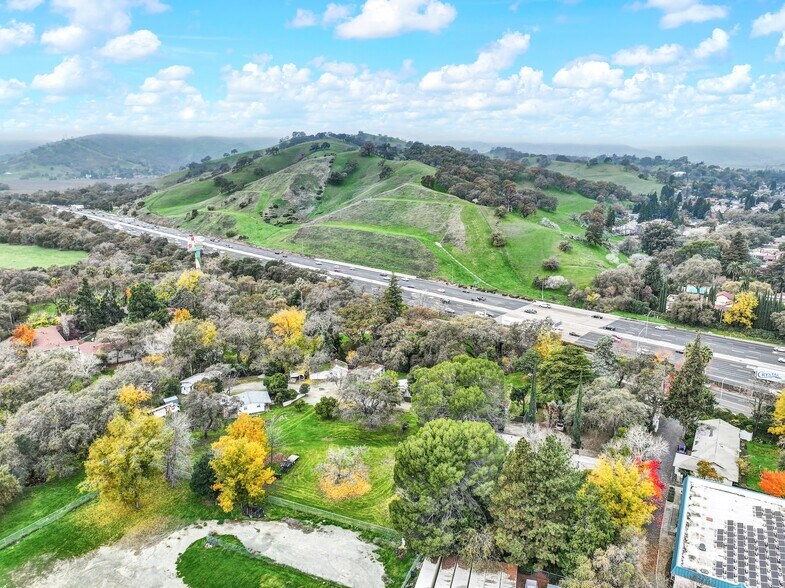 More Photos Of 300-316 Butcher Rd, Vacaville Land For Sale