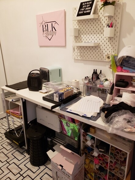 More Photos Of 2000 West St, Union City Office Residential For Lease