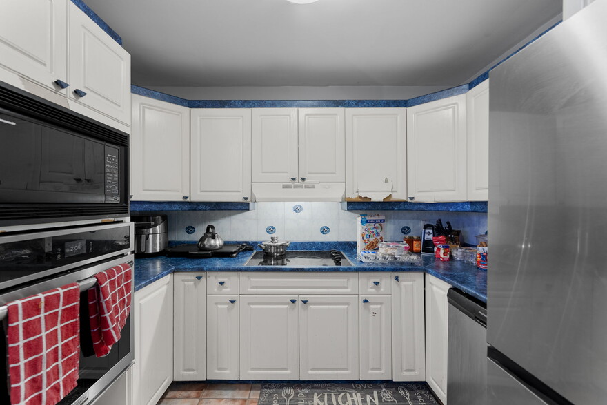 More Photos Of 29 Laren St, Wahnapitae Apartments For Sale