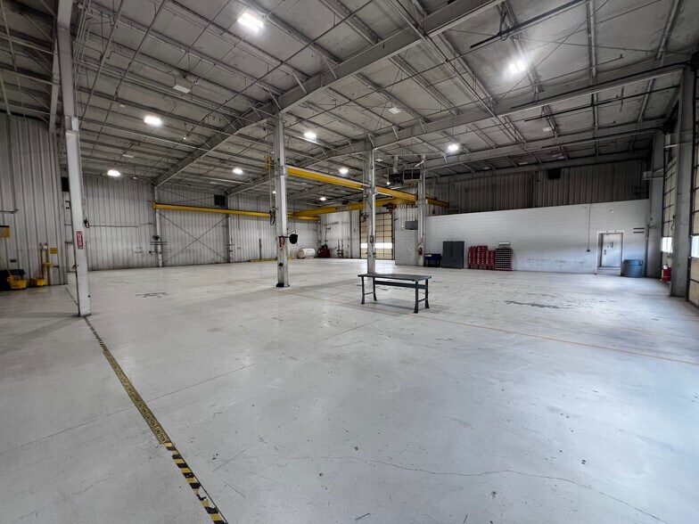 More Photos Of 8400 E Truman Rd, Kansas City Manufacturing For Sale