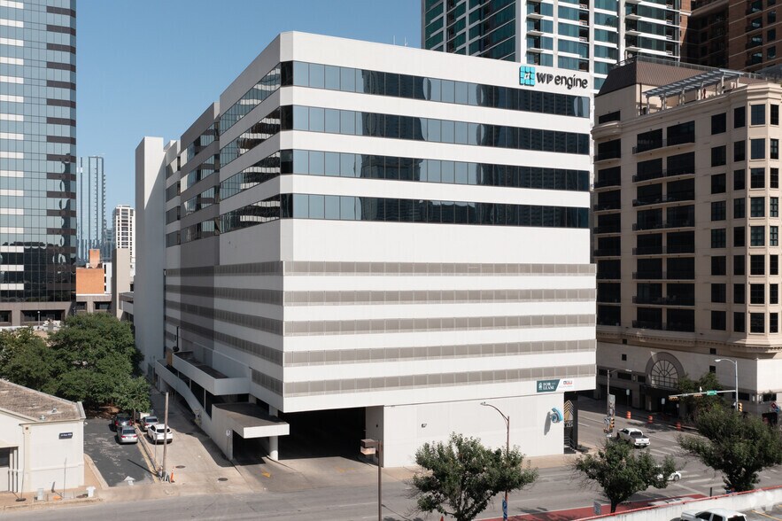 More Photos Of 504 Lavaca St, Austin Office For Lease