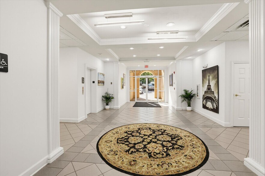 Primary Photo Of 2457 Care Dr, Tallahassee Office For Lease