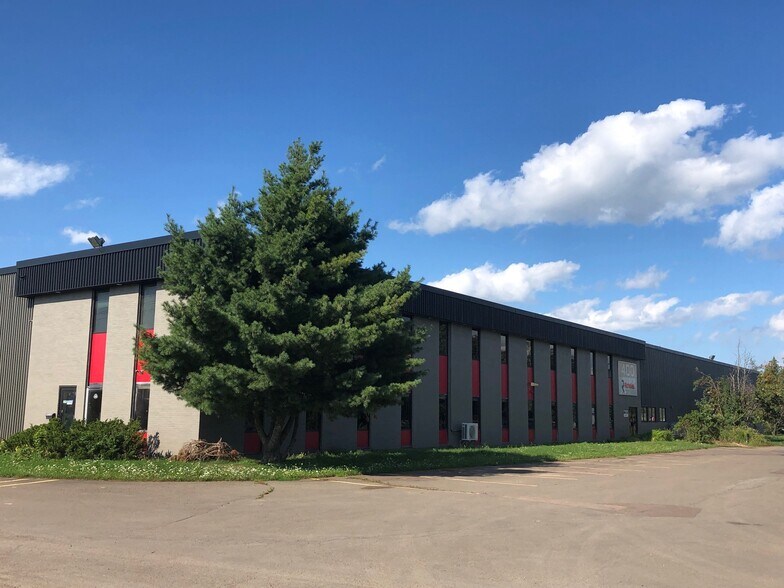 More Photos Of 400 English Dr, Moncton Office For Lease