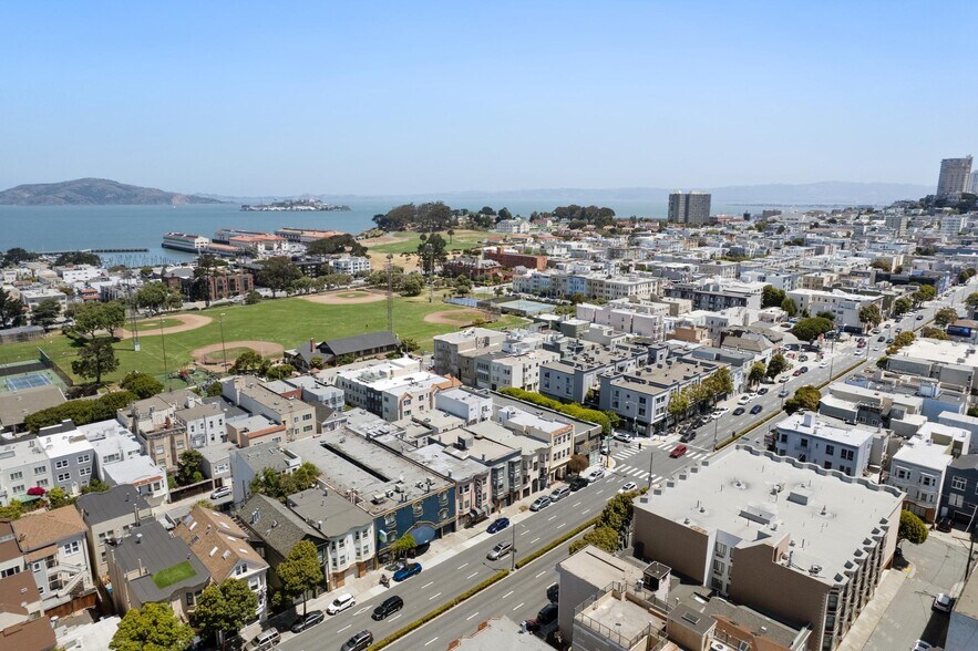 More Photos Of 1926-1930 Lombard St, San Francisco Apartments For Sale