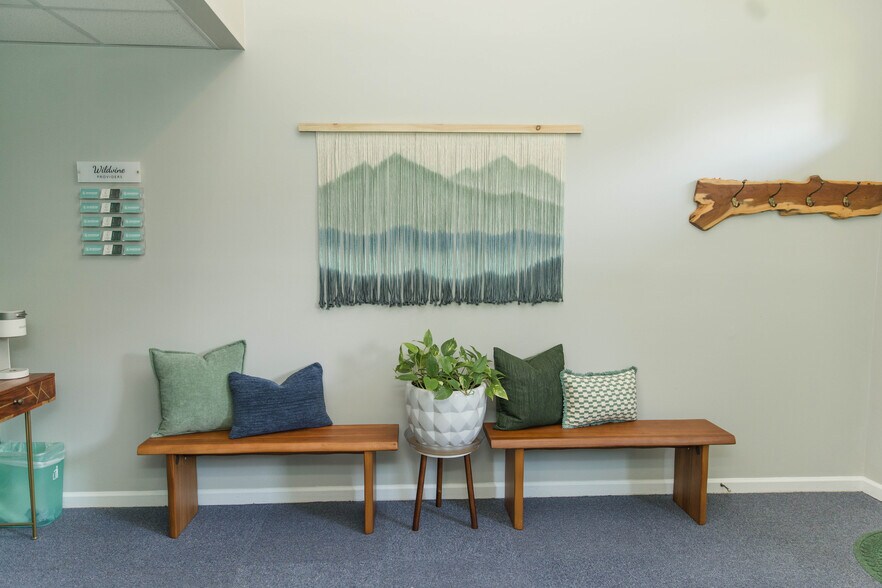 More Photos Of 1311 Jamestown Rd, Williamsburg Coworking Space