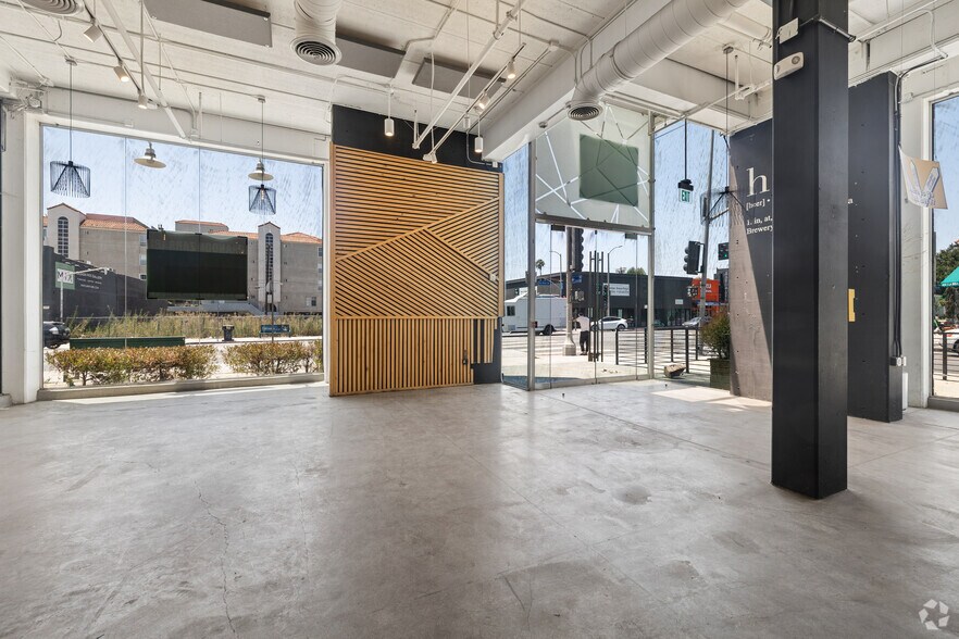 More Photos Of 600 S La Brea Ave, Los Angeles Storefront Retail Residential For Sale