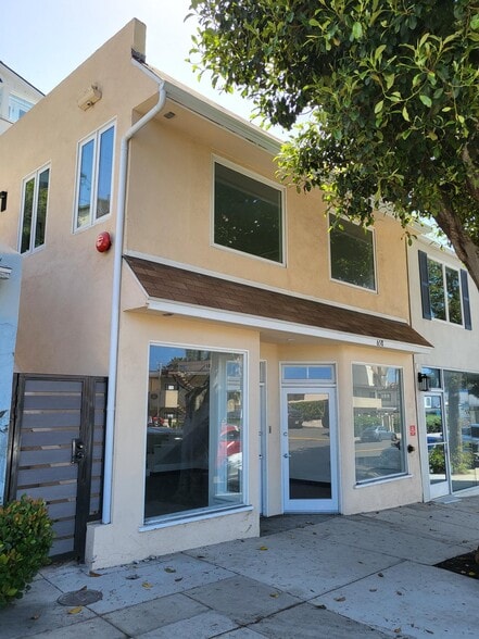 More Photos Of 658 S Coast Hwy, Laguna Beach Storefront Retail Residential For Lease