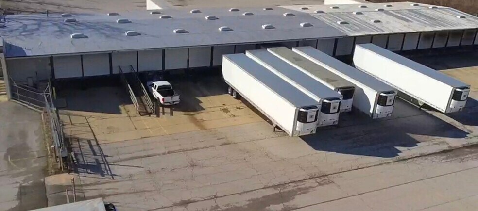 More Photos Of 1850 Production Dr, Indianapolis Truck Terminal For Lease